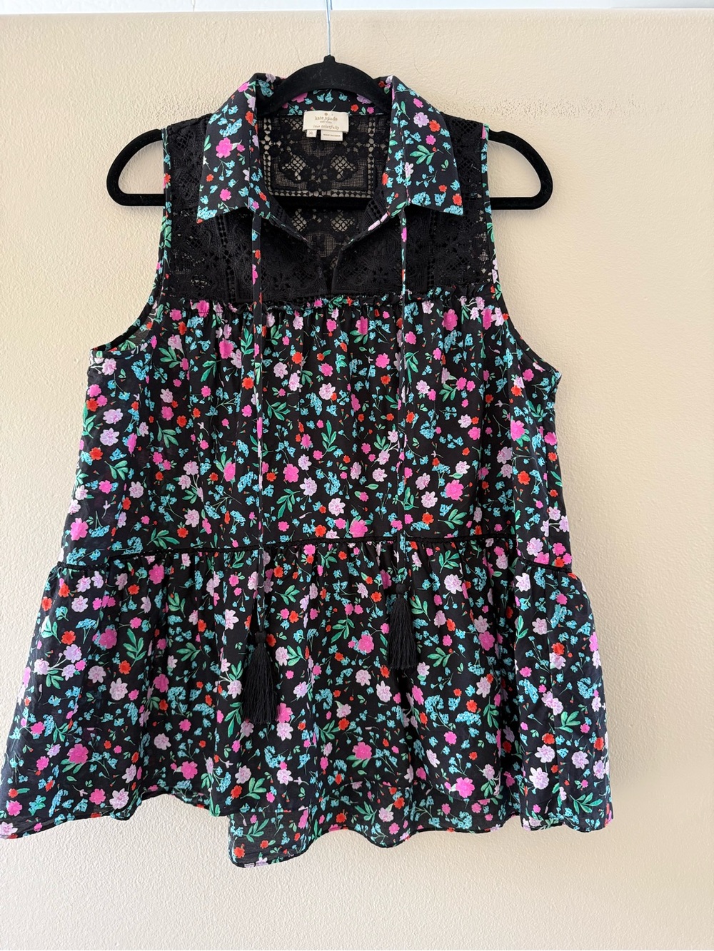 Kate Spade New York Greenhouse Lace Yoke Sleeveless Blouse